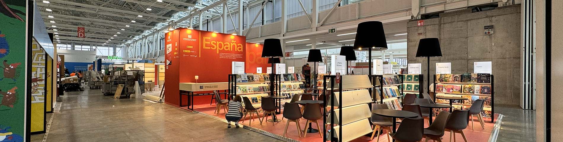 Стратегия B2B-маркетинга для выставок: что действительно работает на выставочной площадке