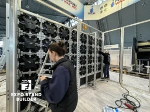 MODULARE AUFBAU FÜR DIE UNITI EXPO IN STUTTGART 68