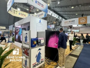 MODULARE AUFBAU FÜR DIE UNITI EXPO IN STUTTGART 40