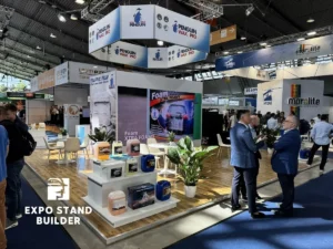 MODULARE AUFBAU FÜR DIE UNITI EXPO IN STUTTGART 23