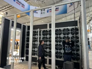MODULARE AUFBAU FÜR DIE UNITI EXPO IN STUTTGART 62