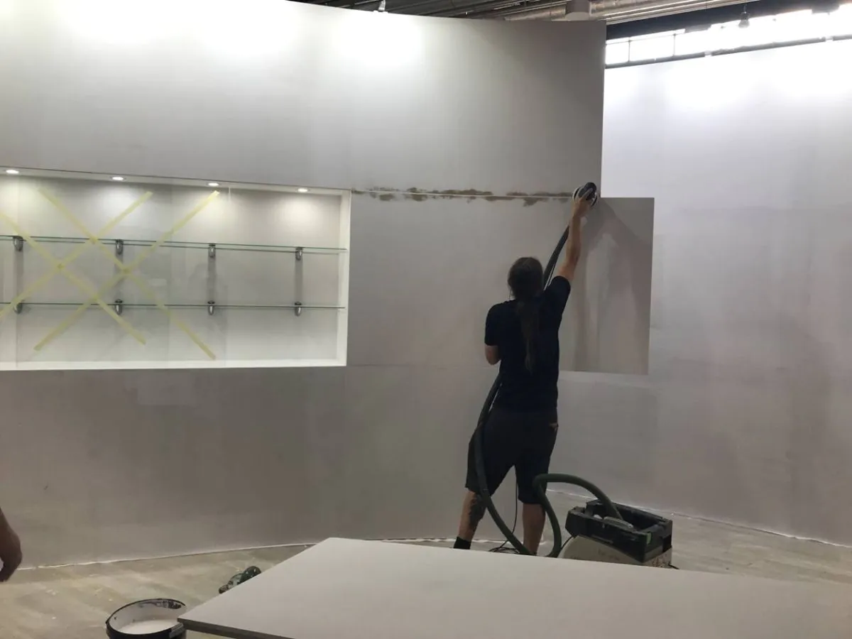 NEC Birmingham build-up with exhibition stand contractor in Birmingham handling installation logistics