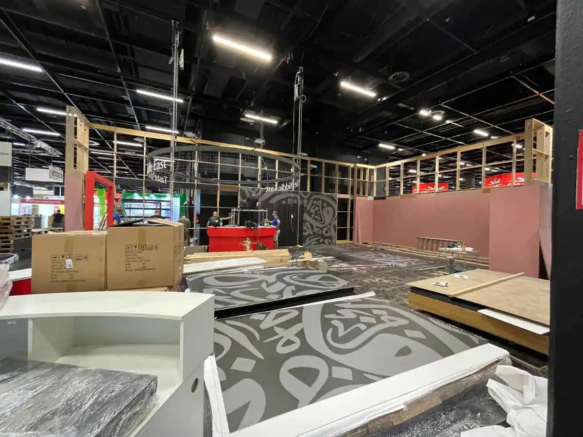 SNIEC stand installation in Shanghai with transport and dismantling support by an exhibition stand builder