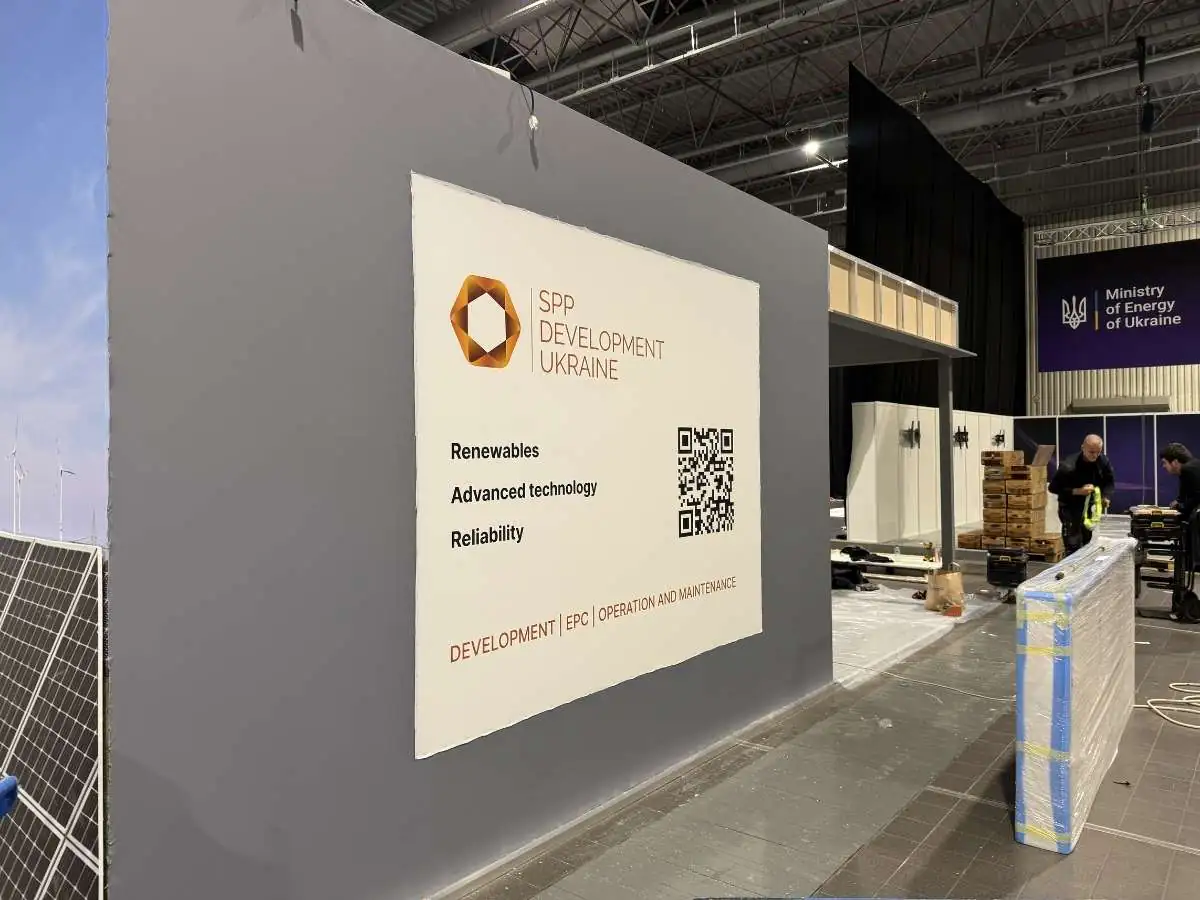Paris Nord Villepinte stand installation in Paris with on-site coordination by a booth builder