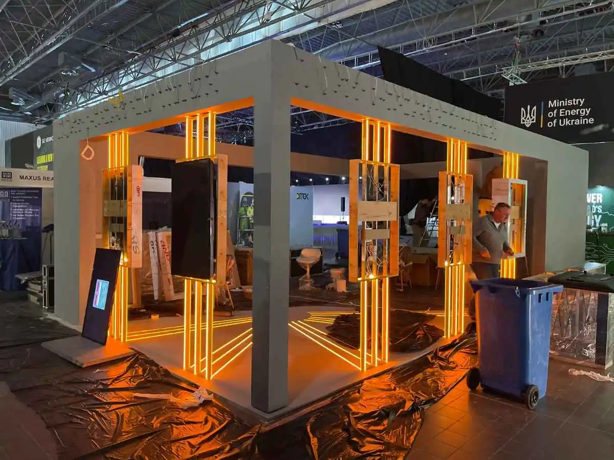 Stand installation at Istanbul Expo Center IFM by an exhibition stand builder in Istanbul with approval-ready coordination