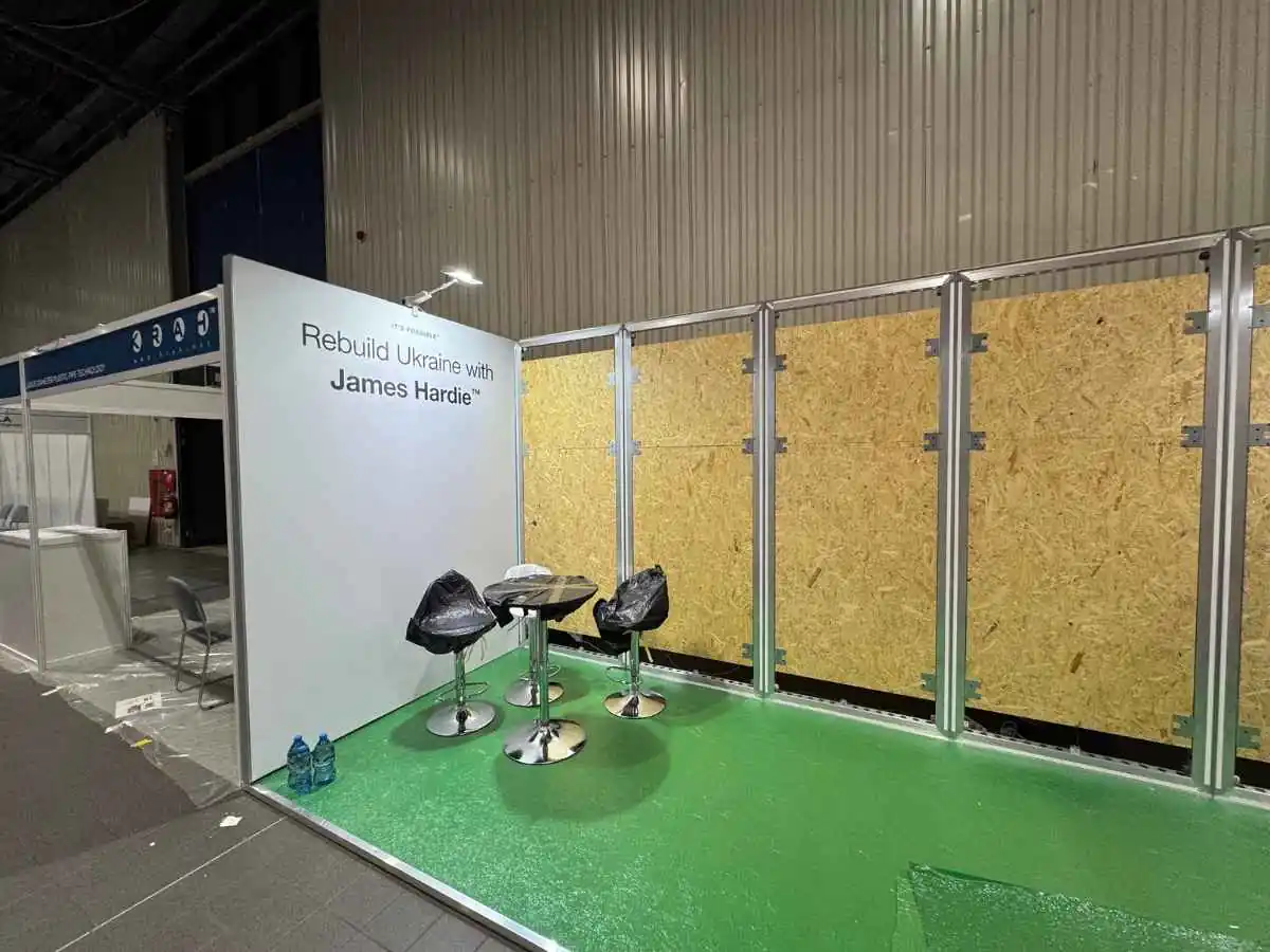 Messe Ried build-up in Ried im Innkreis by an exhibition stand contractor with logistics coordination