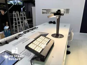 INDIVIDUELLER MESSESTAND AUF DER LIGHT + BUILDING IN FRANKFURT 42