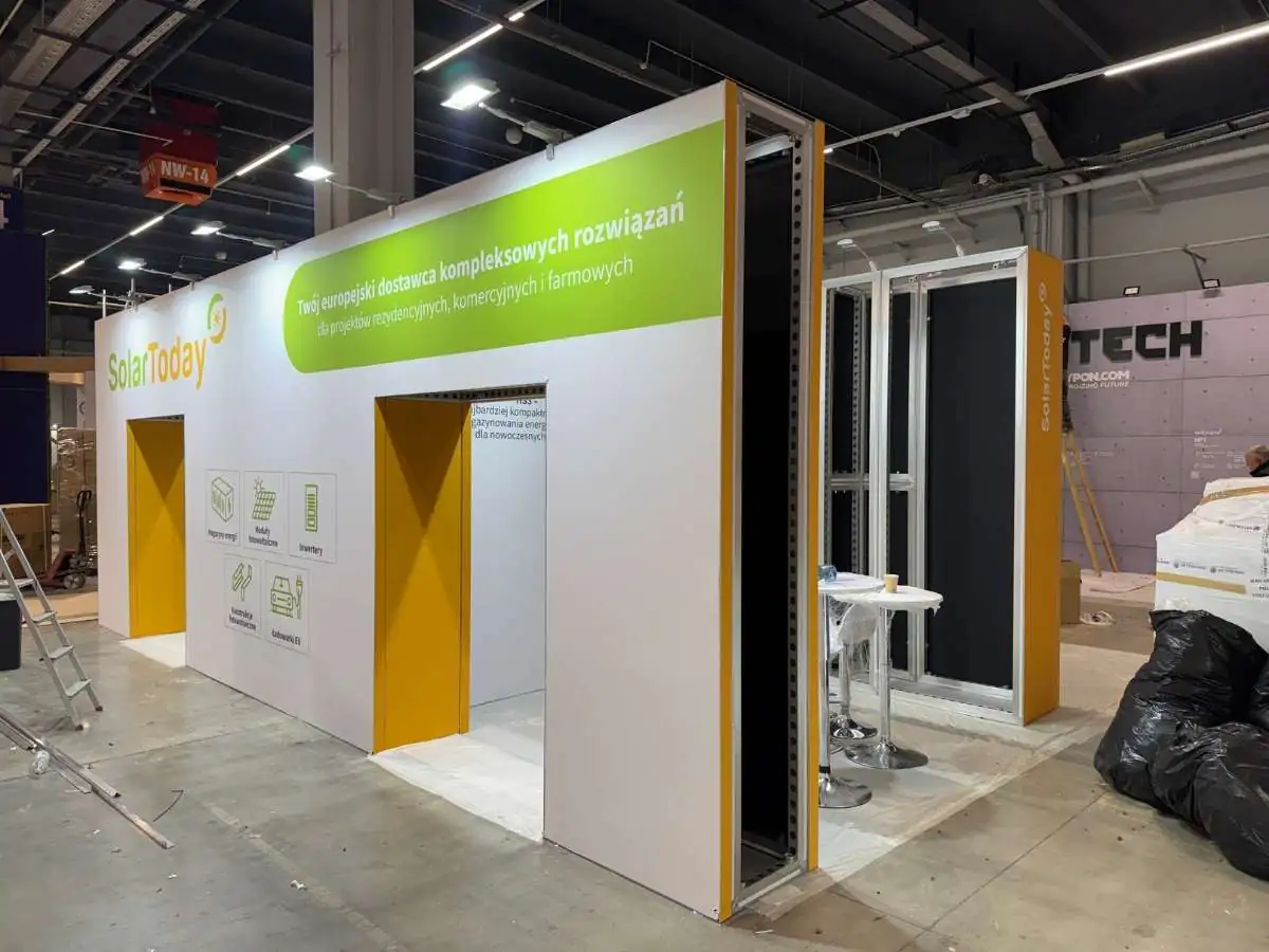 Stand installation at International Exhibition Centre in Riga with on-site coordination by an exhibition stand contractor