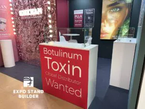 NIEWIELKIE STOISKO TARGOWE MODUŁOWE DLA MARKI KOSMETYCZNEJ NA TARGACH AMWC W MONAKO 12