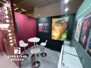 NIEWIELKIE STOISKO TARGOWE MODUŁOWE DLA MARKI KOSMETYCZNEJ NA TARGACH AMWC W MONAKO 30