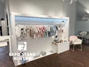 DESIGN UND BAU EINES TEMPORÄREN SHOWROOMS IN DÜSSELDORF FÜR DEN EINZELHANDEL 90