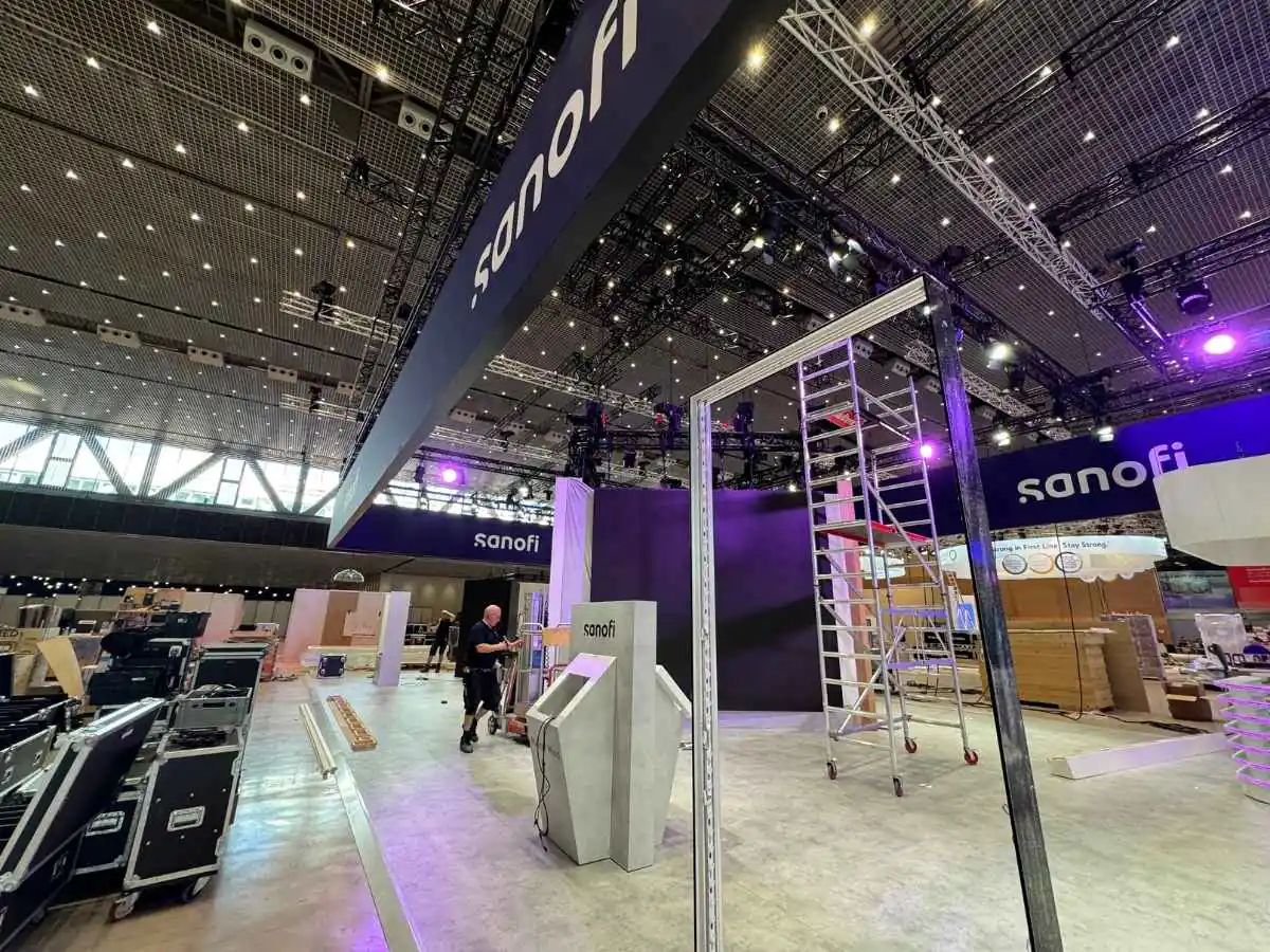 ExCeL London stand installation in London with logistics coordination by an exhibition stand contractor