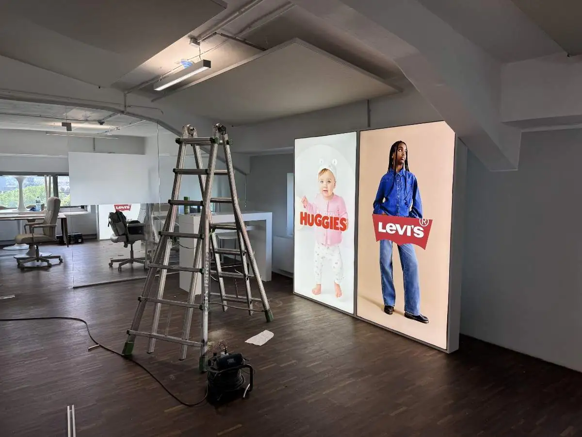 Stand installation at Istanbul Expo Center IFM in Istanbul with local approval and build-up coordination