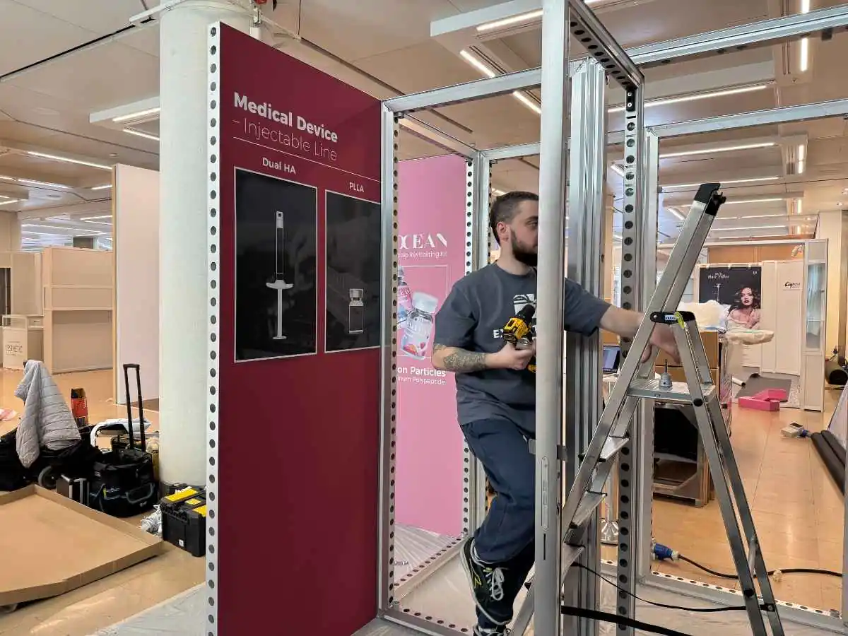 Fiere di Parma stand build-up in Parma with on-site coordination by an exhibition stand builder in Parma