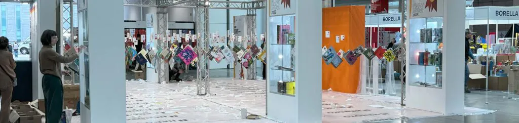 collecting leads at trade shows worldwide