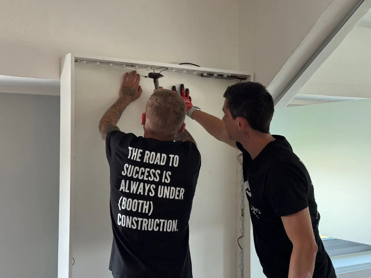 Exponor build-up in Porto with exhibition stand contractor coordination and venue approval handling