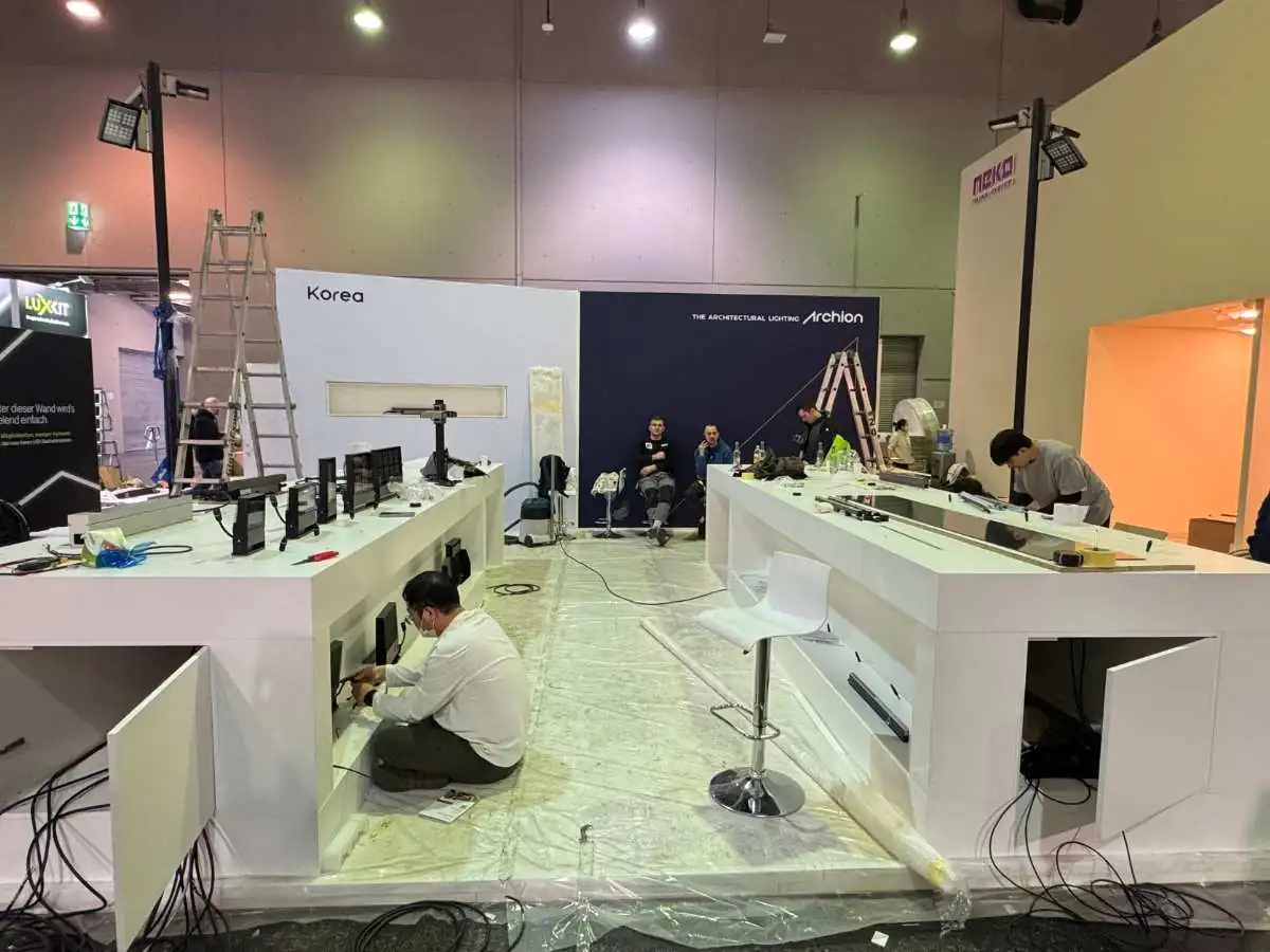 ROMEXPO Bucharest stand installation by an exhibition stand builder in Bucharest