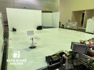 INDIVIDUELLER MESSESTAND AUF DER LIGHT + BUILDING IN FRANKFURT 61