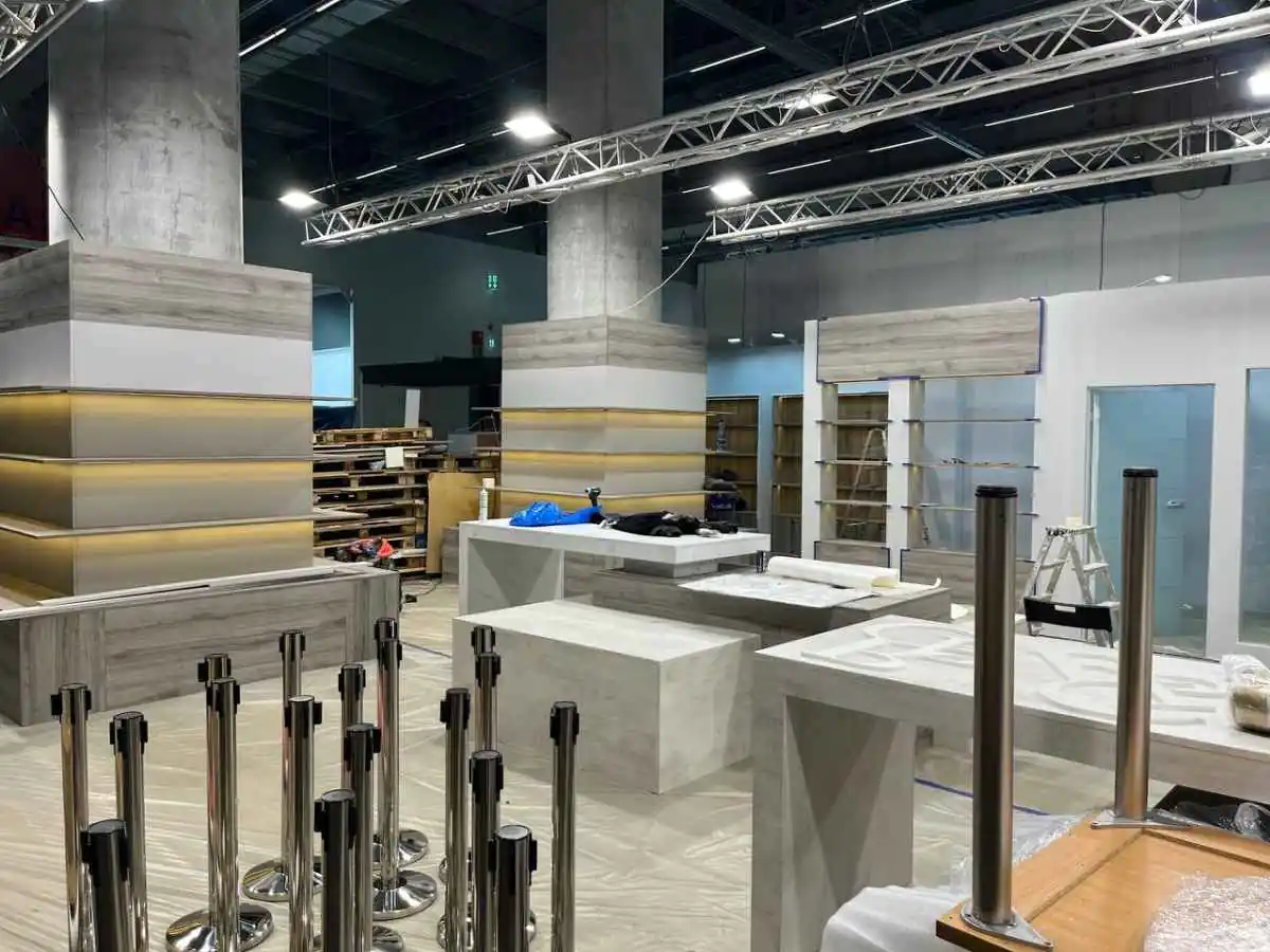 Jacob K. Javits Convention Center in NY with stand build-up and dismantling coordination by a booth contractor