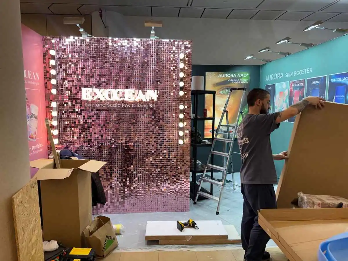 Korea International Exhibition Center KINTEX build-up in Seoul by an exhibition stand contractor