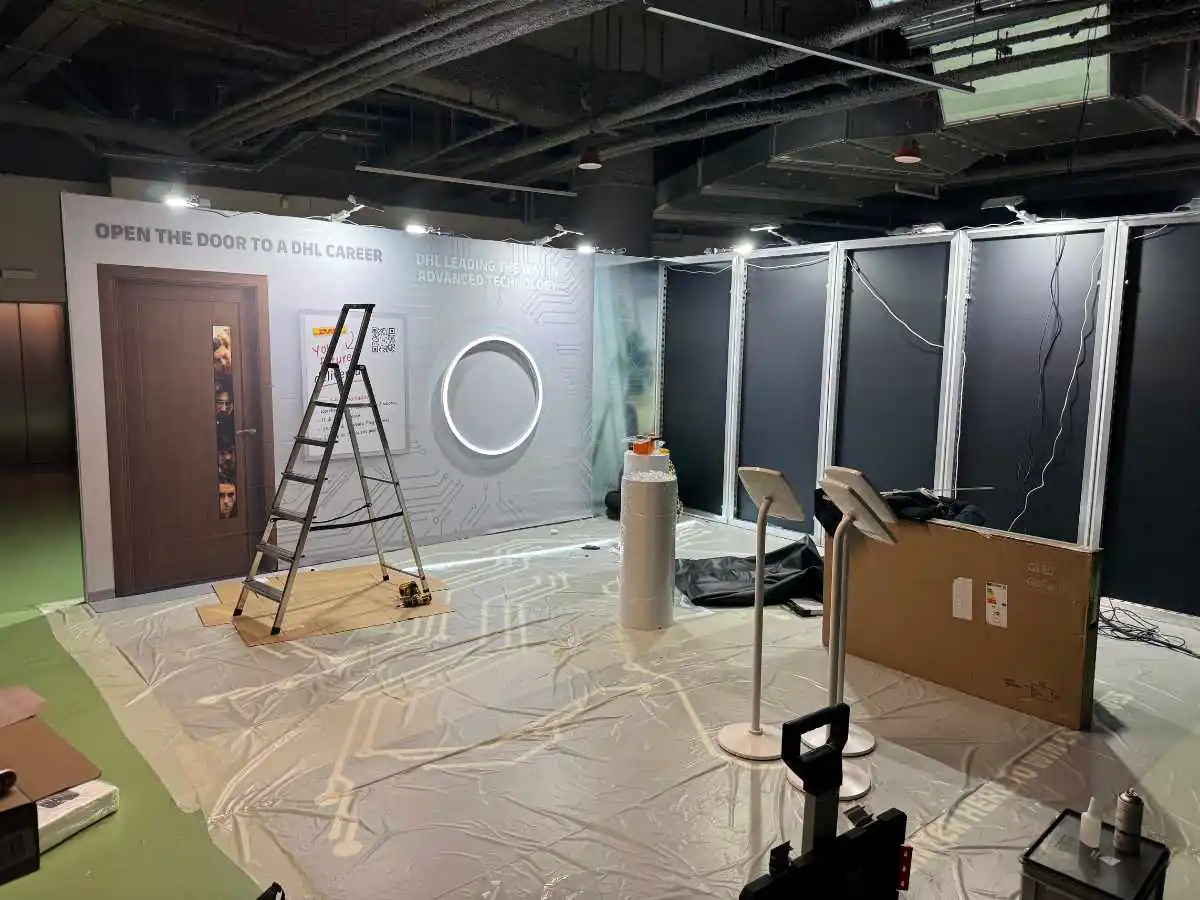 Cobo Center stand installation in Detroit with on-site coordination for exhibition approvals and build-up