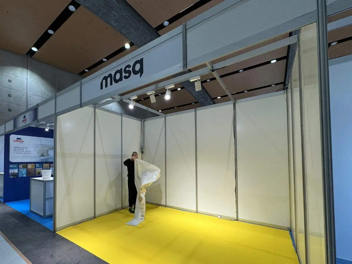 Stand installation at Tampere Exhibition and Sports Centre by an exhibition stand builder in Tampere