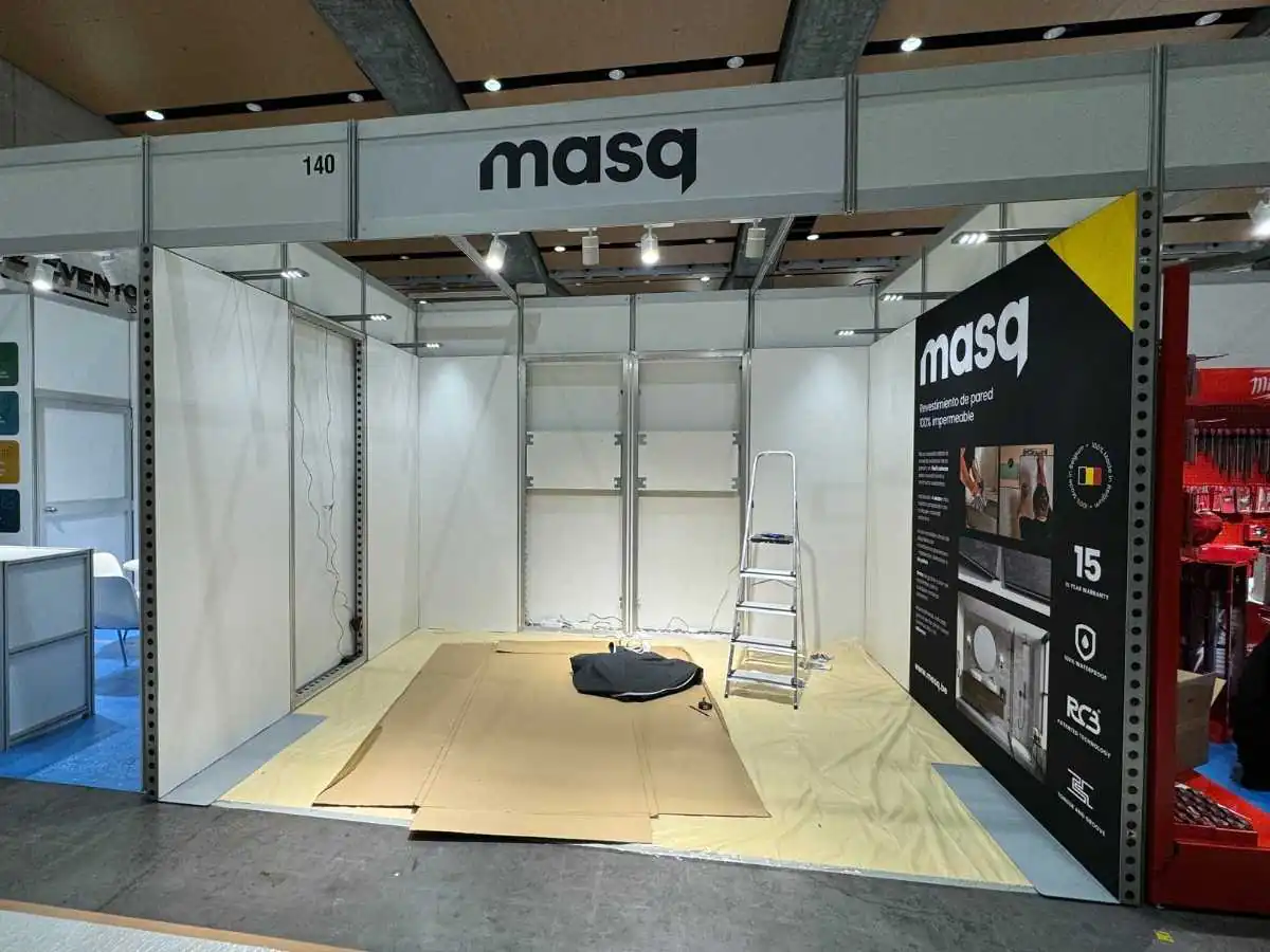 Stand installation at Hannover Messe in Hanover with venue approvals and on-site coordination