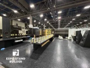 INDIVIDUELLER MESSESTAND MIT 180 QUADRATMETERN AUF DER COVERINGS IN LAS VEGAS 11