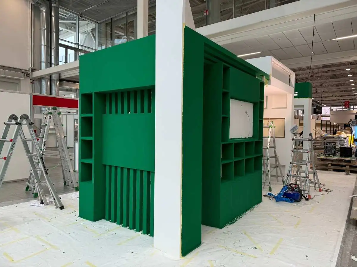 NEC Birmingham stand installation with transport and dismantling support by exhibition stand builder in Birmingham