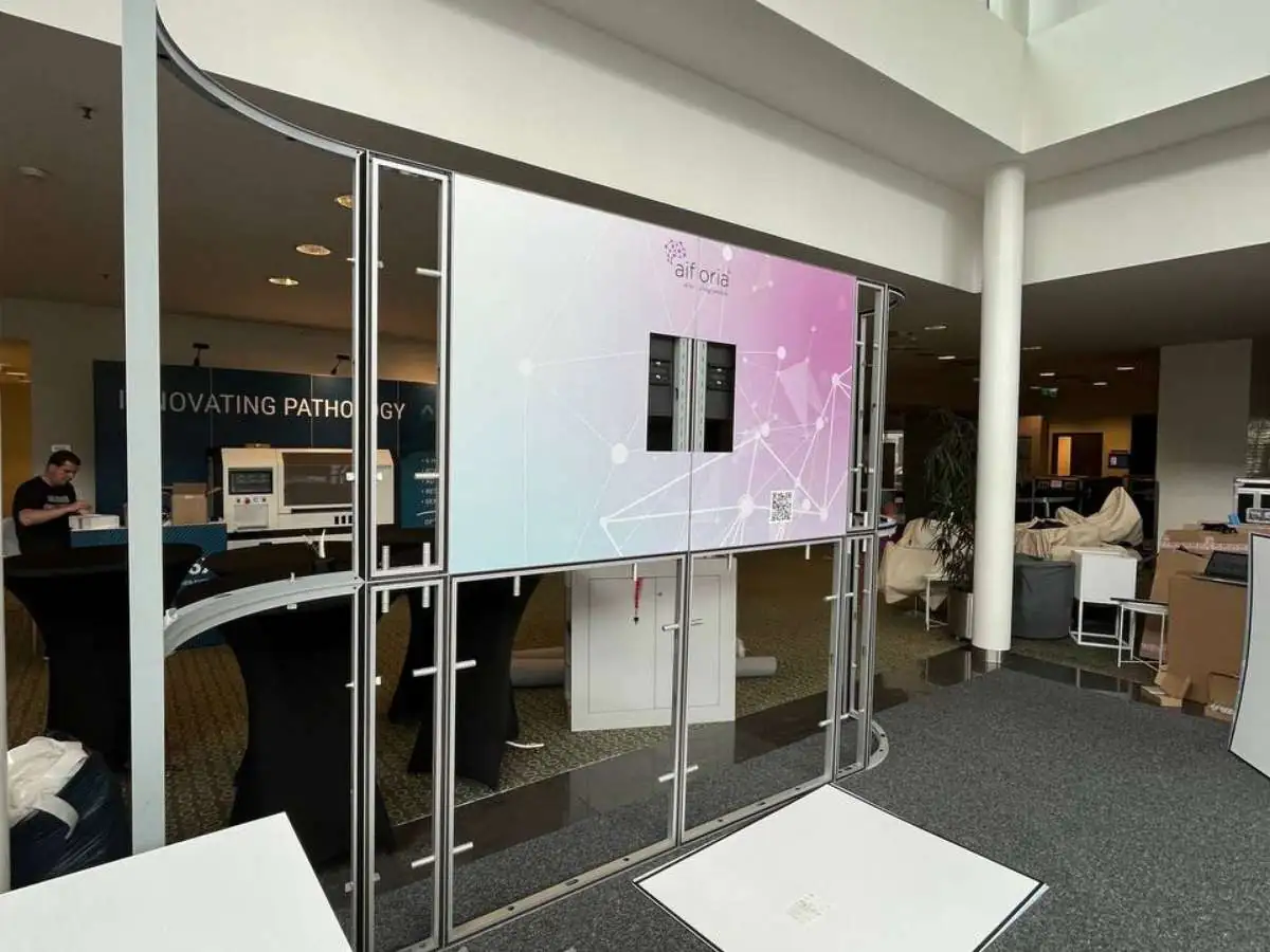 Evenementenhal Hardenberg build-up with installation coordination by an exhibition stand builder in Hardenberg