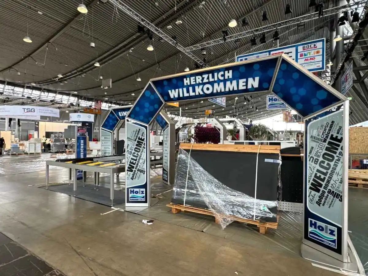 KINTEX build-up in Seoul with on-site coordination by a stand contractor for security exhibitors