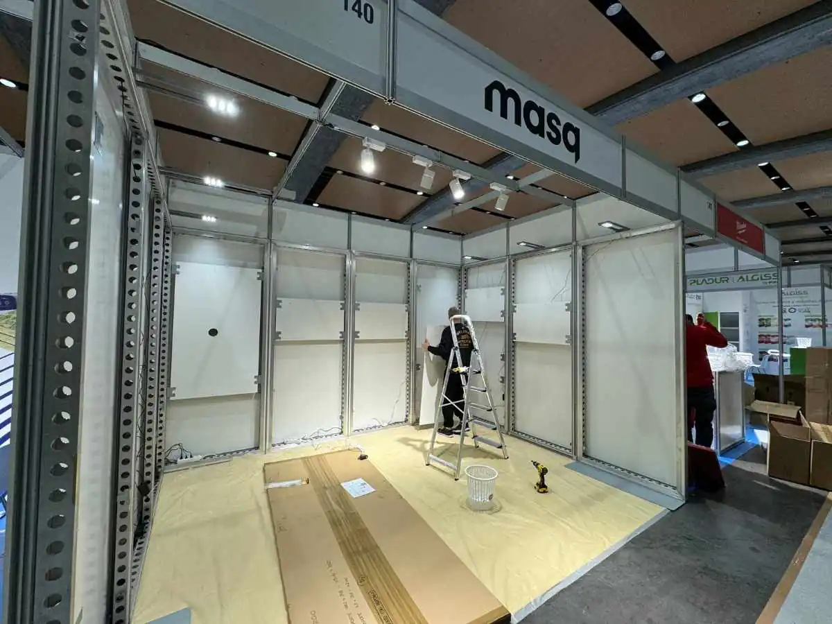 KINTEX Seoul stand installation with on-site coordination by an exhibition stand builder in Seoul