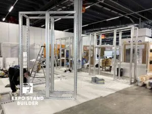 INDYWIDUALNE STOISKO MODUŁOWE NA TARGACH TECHNOLOGICZNYCH ENEX W KELCIE 60