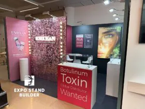 NIEWIELKIE STOISKO TARGOWE MODUŁOWE DLA MARKI KOSMETYCZNEJ NA TARGACH AMWC W MONAKO 10