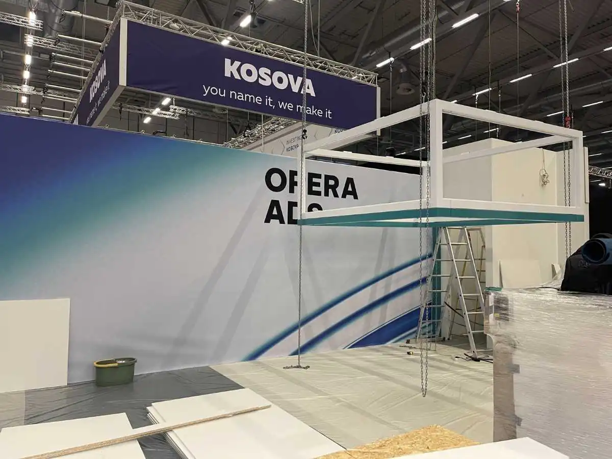 Orange County Convention Center Orlando stand installation with approvals and on-site coordination