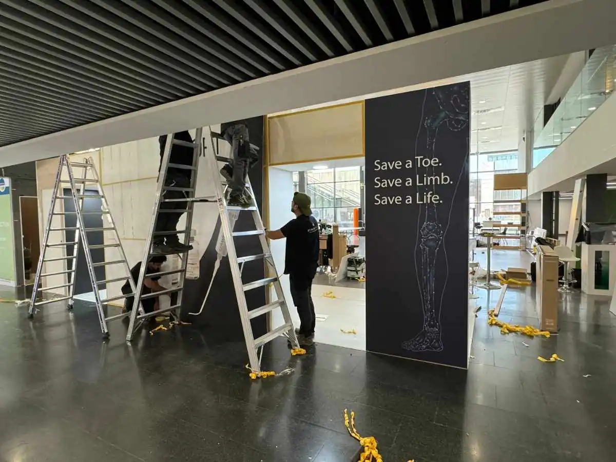 Lane Events Center stand build-up in Eugene with logistics coordination by an exhibition stand contractor