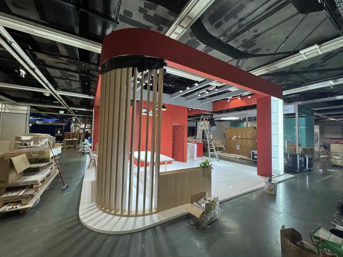 Messe Stuttgart build-up with exhibition stand contractor in Stuttgart handling approvals and installation logistics