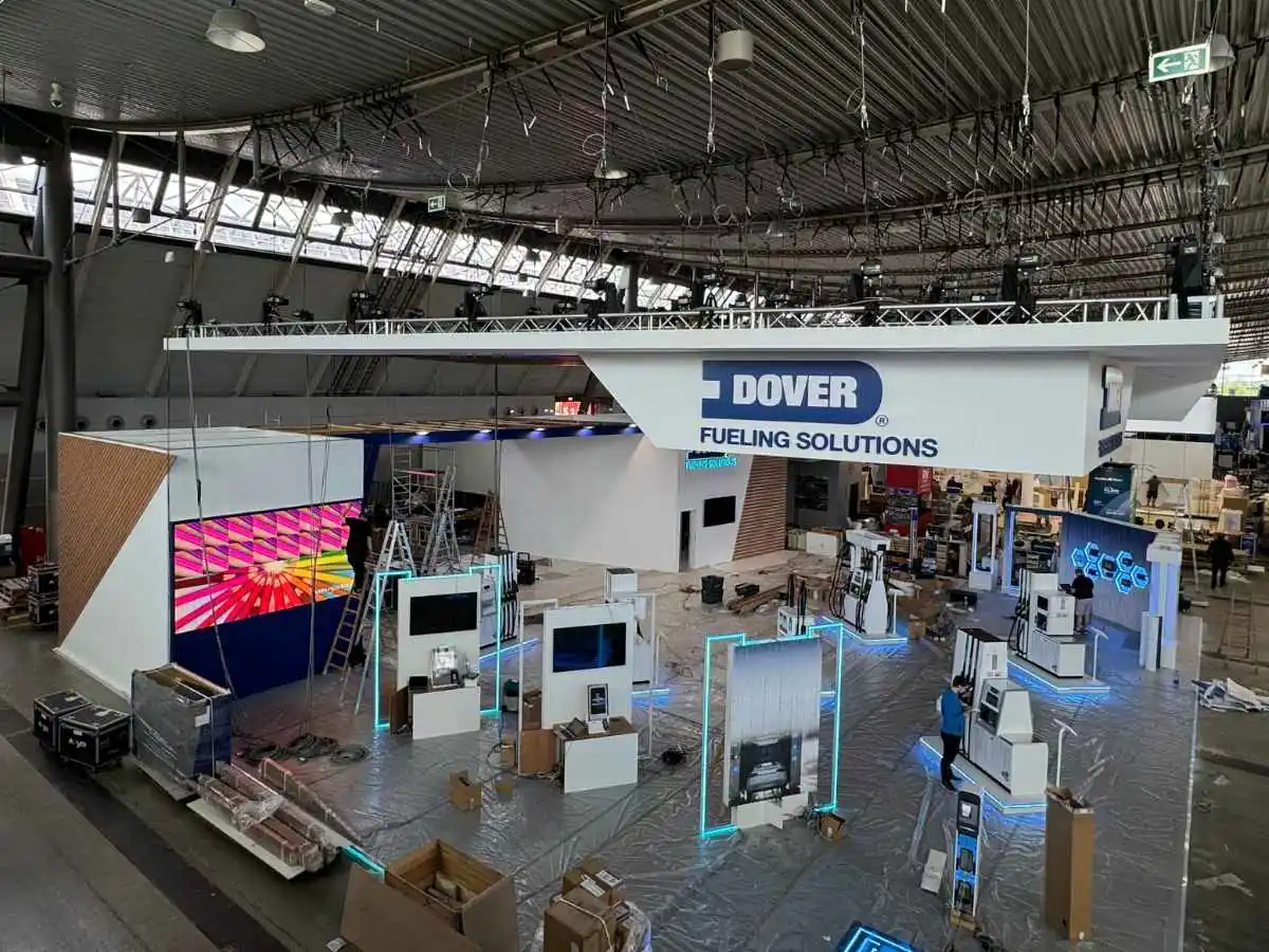 Eurexpo Lyon stand installation with exhibition stand contractor logistics support in Lyon