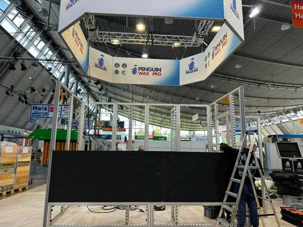 Shanghai New International Expo Centre SNIEC in Shanghai with stand installation and on-site coordination