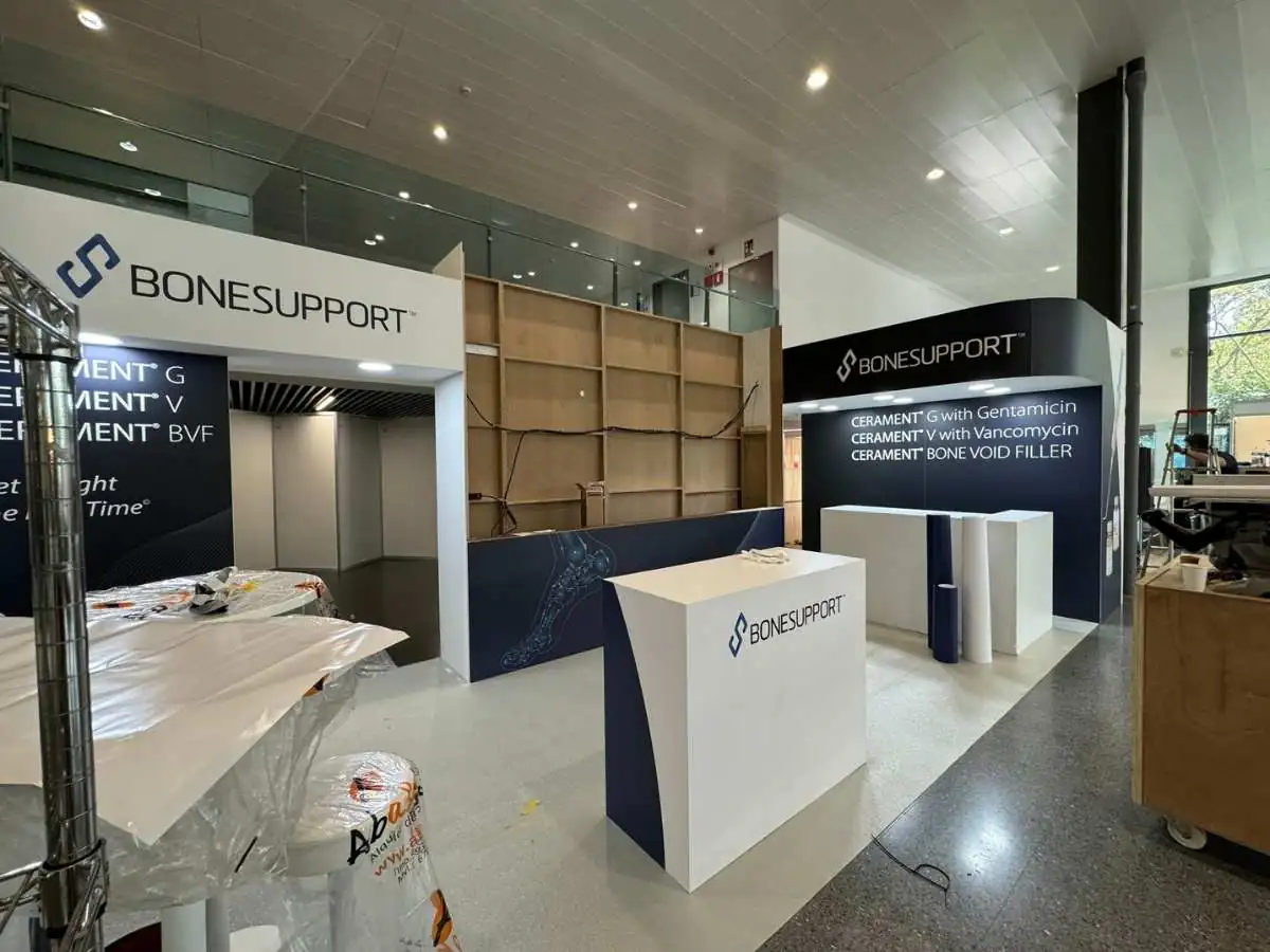 Messe Stuttgart stand build-up with transport and dismantling support in Stuttgart