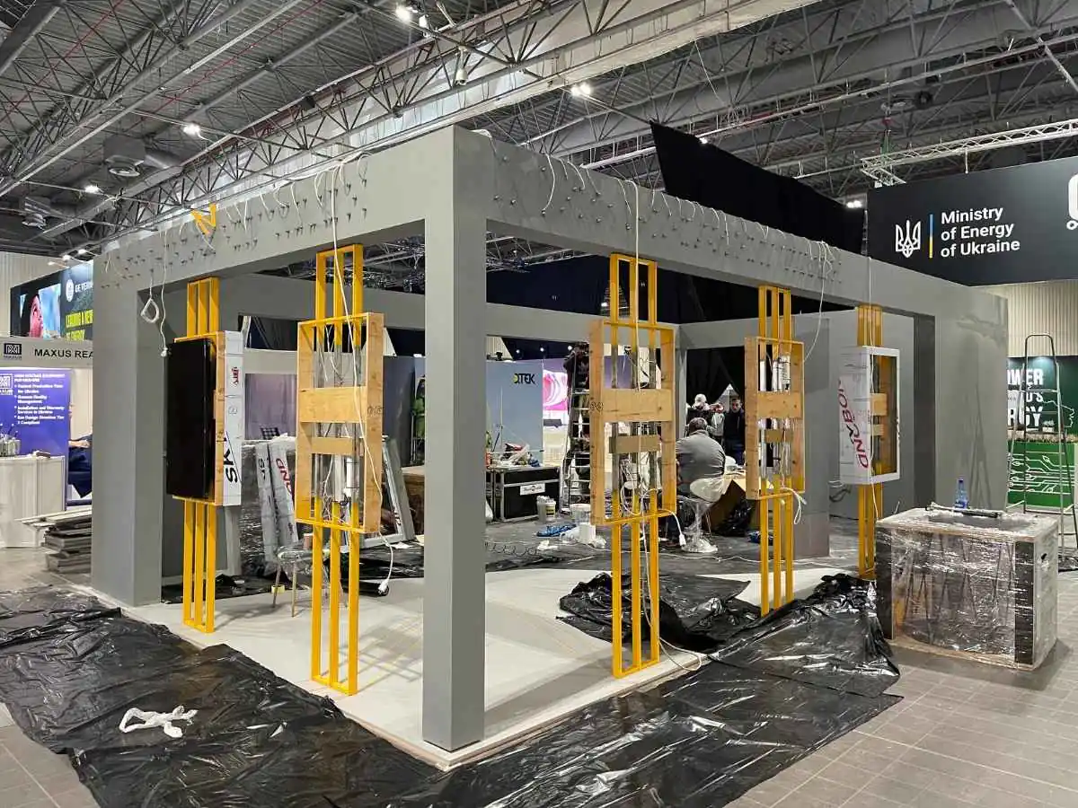 CenturyLink Field Seattle stand build-up with transport and dismantling support by a booth builder