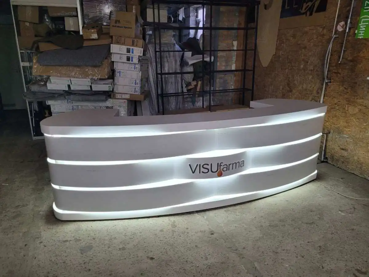 Stand installation at Evenementenhal Hardenberg in Hardenberg with on-site coordination by a stand contractor
