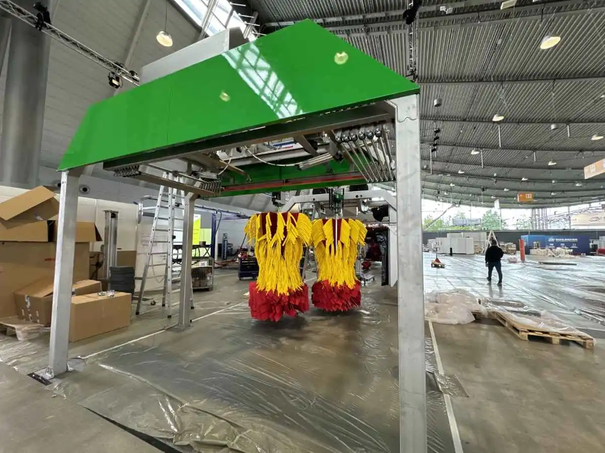 Messe Stuttgart build-up with on-site coordination by an exhibition stand builder in Stuttgart for R+T  2027