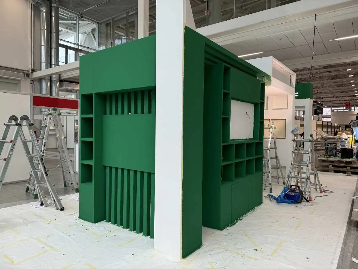 Moscone Center San Francisco stand installation with on-site coordination by an exhibition stand builder in San Francisco