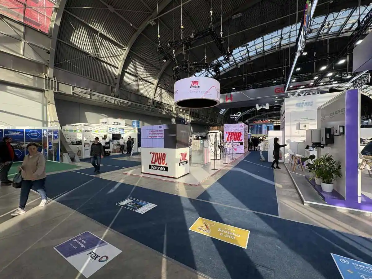 Stand installation at Messe München in Munich by an exhibition stand builder in Munich with coordinated transport