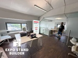 DESIGN UND BAU EINES TEMPORÄREN SHOWROOMS IN DÜSSELDORF FÜR DEN EINZELHANDEL 110