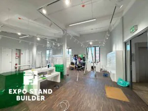 DESIGN UND BAU EINES TEMPORÄREN SHOWROOMS IN DÜSSELDORF FÜR DEN EINZELHANDEL 72