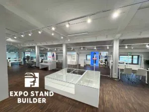 DESIGN UND BAU EINES TEMPORÄREN SHOWROOMS IN DÜSSELDORF FÜR DEN EINZELHANDEL 61