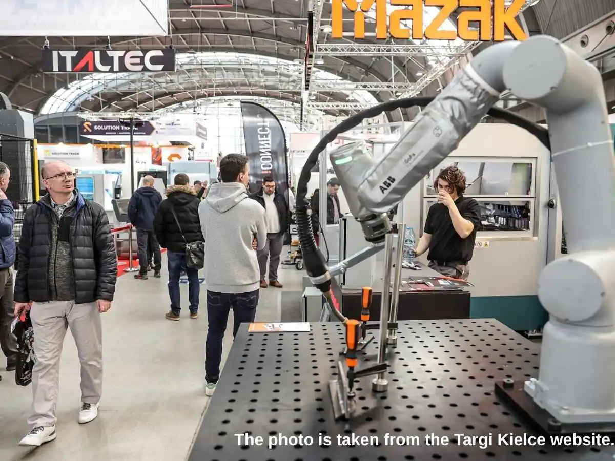 Stom-Robotics  2027 stand in Kielce with industrial automation demo area at Targi Kielce