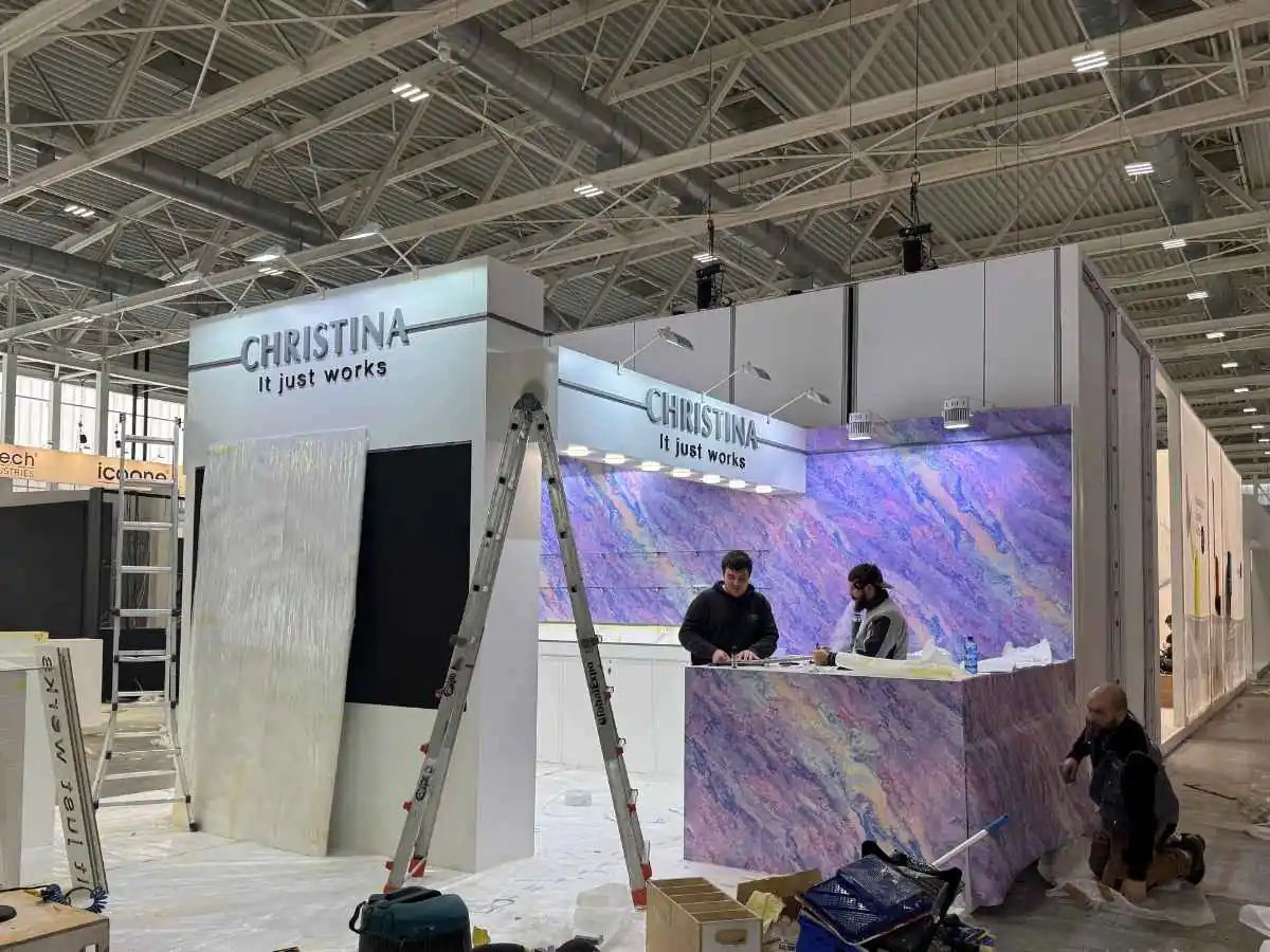 Mandalay Bay Convention Center in Las Vegas during stand installation by an exhibition stand builder in Las Vegas